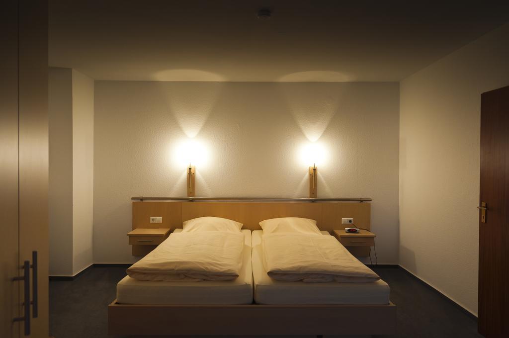 Hotel Haus Deutsch Krone Бад-Ессен Номер фото